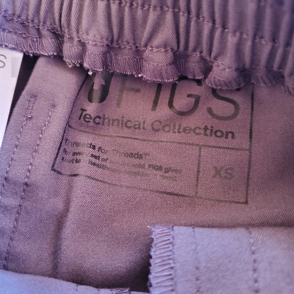 ⛑Figs Charcoal Set (Casma+Yola)⛑ - Picture 10 of 12